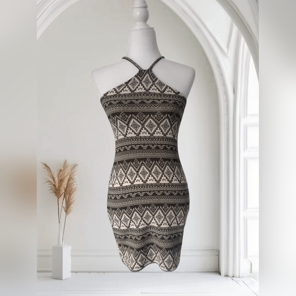 Derek Heart Olive Green Halter Dress Size Small - Picture 1 of 4